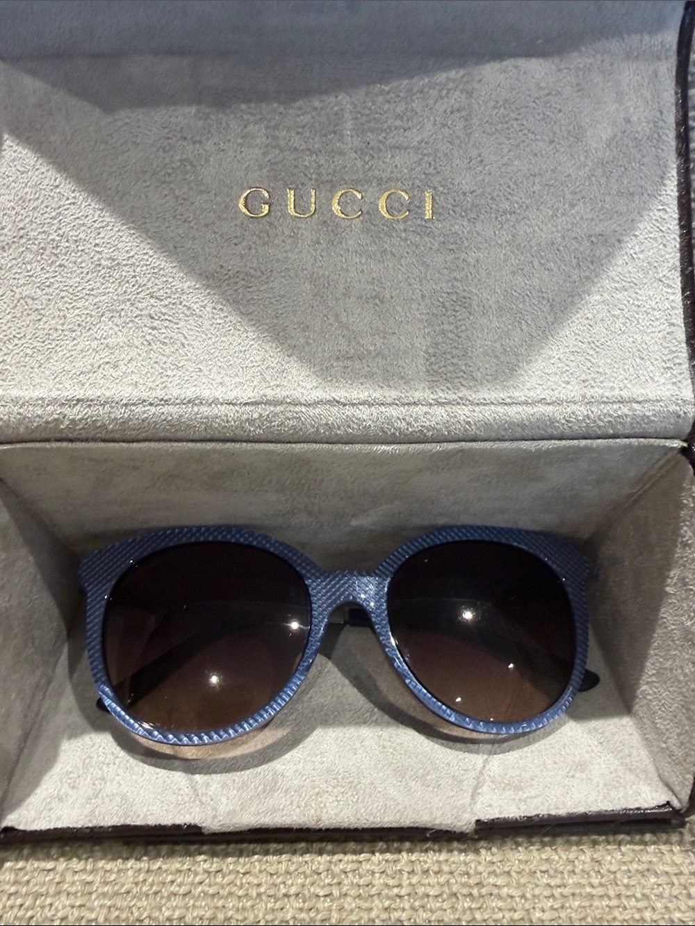 Gucci 3674/S Sunglasses with Folding Case